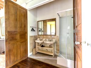 Villas Live the Chateau Dream in the Loire Countryside : photos des chambres