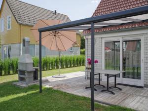 Sunny Garden Stay near Sea