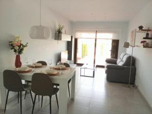 Apartamento moderno en San Juan de los Terreros con piscina y aire acondicionado - ES-376-7