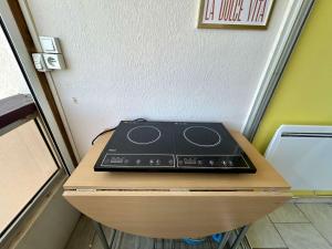 Studio rénové avec parking au Cap dAgde - FR-1-249-444