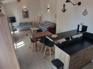 Appartements Appartement T3 charmant pres des quais, 4 pers. - FR-1-309-522 : photos des chambres