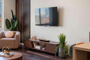 Luxury 2BD-2BA View-Gym-Rooftop