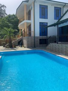 Villa with swimming pool