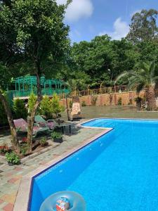 Villa with swimming pool