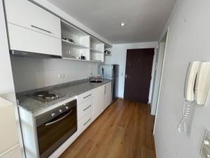 Studio Apartment Panoramic View of BSAS Above 9 de Julio Avenue