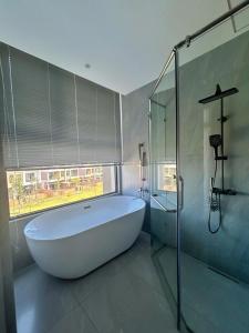 VIERA Novaworld Phan Thiet Golf Villa