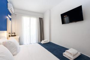 Dias by Azul Collection