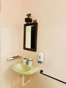 Studio Villa RR -2BHK -Heritage White Town Boarder