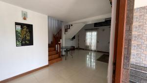 Breezy Loft - Nuwara Eliya