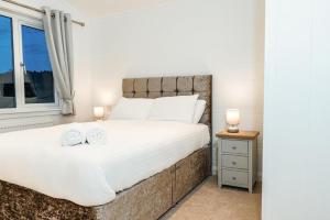 Two-Bedroom Chalet room in Silverwood Luxury Lodges & Bistro Barn