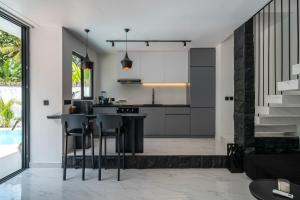 Villa Roma - Ubud Escape - Serene 2BR Villa with Rice Views