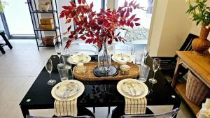 C212 Relaxing Condo Rooftop Pool & Ocean Views