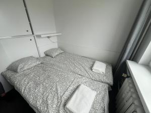 Platinium White - Gospody