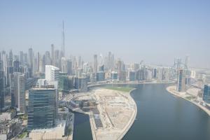 Yogi - 2BR Churchill - Floor 52 & Burj View