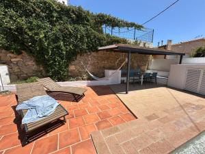 Preciosa Casa en Roses con Vistas al Pueblo y al mar AV-33