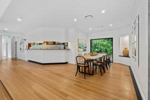 Wellness retreat home, Ice Baths, Sauna, Gym 17 pax