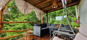 Beauty Wood House in The Forest