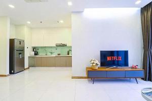 Chalton Suites - Landmark 81 Area, Ice Rink & Grand Park