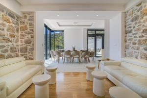 Beachfront Villa Cesarica with Pool