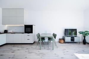 Widzewska Superior Apartment by BookingHost