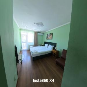 Olympic Guest House with Free Parking