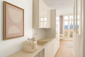 Suite Avenue des Champs-Élysées