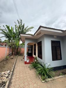 The Hut Hostel - Ubytování bez kategorie ve městě Arusha