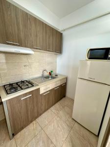 AQUA Summerland Apartments