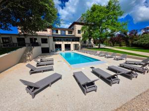 La piscine by Vindihouses