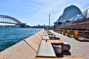 KozyGuru | Sydney CBD 1B Apt | City View