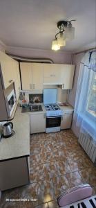 2 комнатная квартира возле метро Салтовское Героев труда