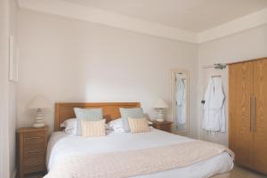 Double Room room in The Ship Inn