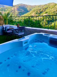 B&B / Chambres d'hotes L-Insolite PALLAS : photos des chambres