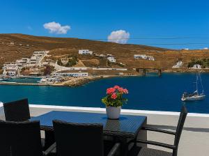 Alos Seafront Gem - Loutra Seaview Escape