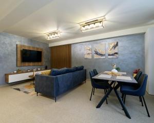 Nadesa - Mountain View Villas