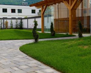 Nadesa - Mountain View Villas