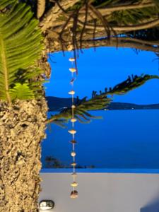Eos Milos House
