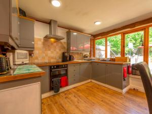 Squirrel Barn - Family Getaway Pass the Keys