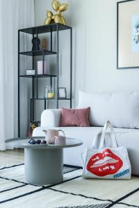 Bohema Apartment with Balcony near Metro