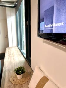 Luxury City Apartment with garden terrace, bm Garden Apartments no2, free parking