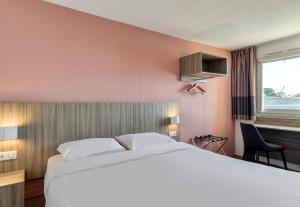 Hotels B&B HOTEL Sete Centre Gare : photos des chambres