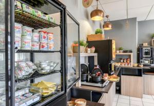 Hotels B&B HOTEL Sete Centre Gare : photos des chambres