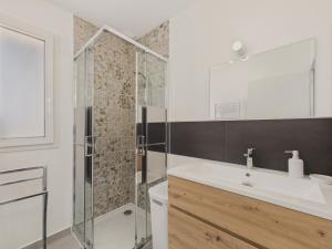 Maisons de vacances Jardin clos - Maison de plain-pied pour 4 : photos des chambres