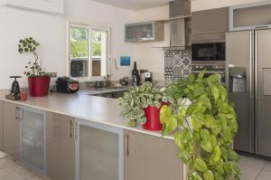Villas Villa avec Piscine, Jacuzzi et Sauna Prive dans les Dombes : photos des chambres