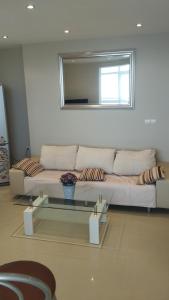 Yana Privilege apartment Elinite