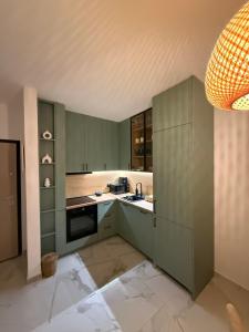 Stylish Coastal Apartment