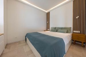 06DB Magnificent flat with incredible view Mont Boron