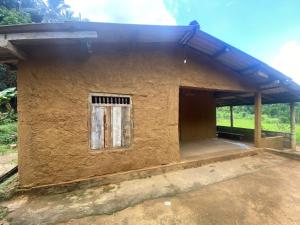 Hideout Rawana Meenure