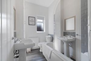 New! 2BR in Mowden Terrace