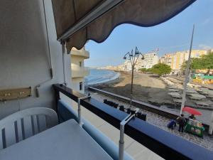 alquilaencanarias El Medano beach 1